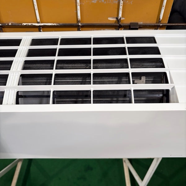 中古 エアコン Panasonic CS-365DJ 12畳 2025年製
