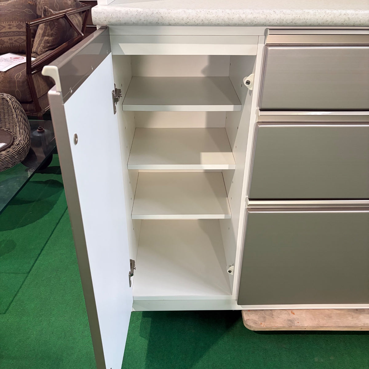 中古 食器棚 ミドルタイプ(幅81~139cm) ブラウン