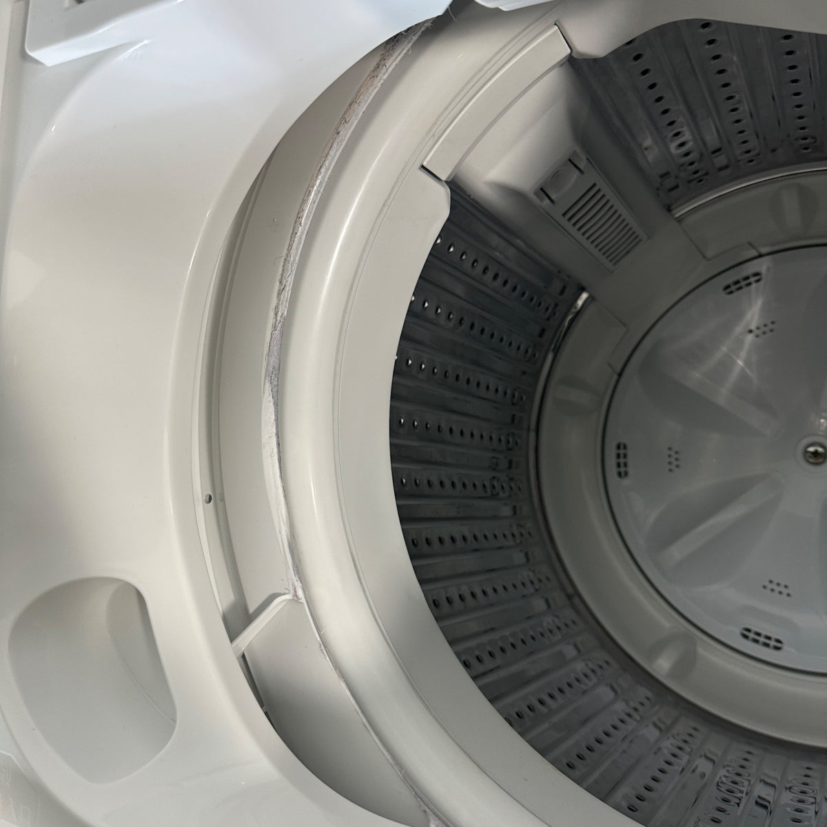 中古 縦型洗濯機 YAMADA YWM-T50H1 5kg 2022年製 写真14
