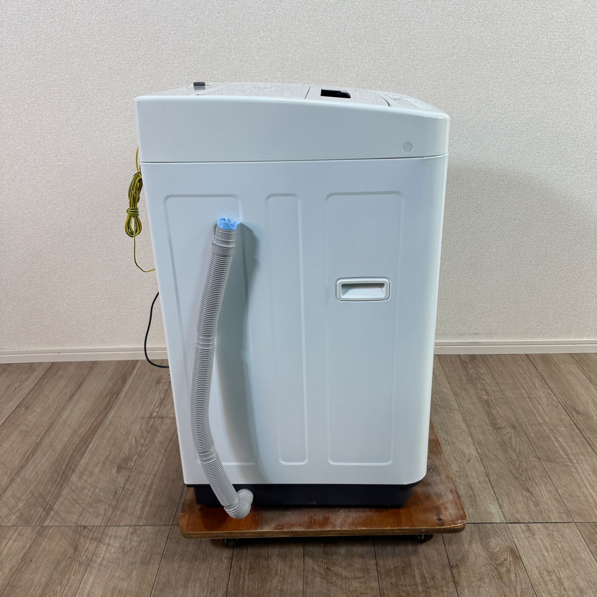 中古 縦型洗濯機 IRIS OHYAMA IAW-T504 5kg 2023年製