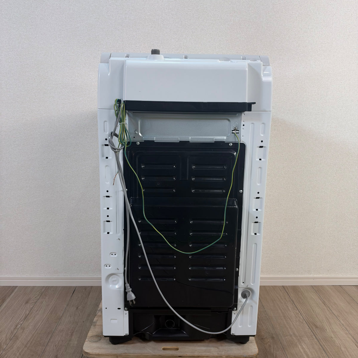 中古 縦型洗濯機 Panasonic NA-FA7H3 7kg 2024年製 写真5