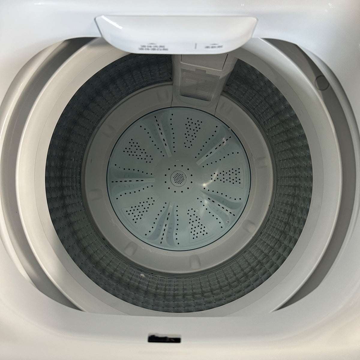 中古 縦型洗濯機 Haier JW-U61MK 6kg 2025年製 写真8