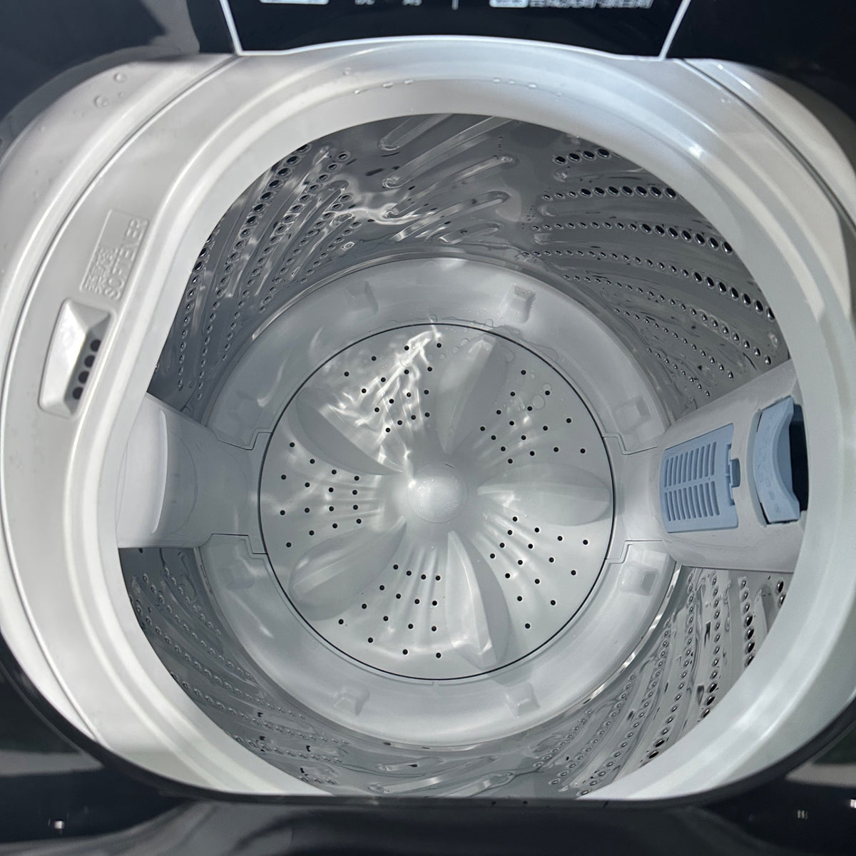 中古 縦型洗濯機 Hisense HW-K60B 6kg 2025年製 写真8