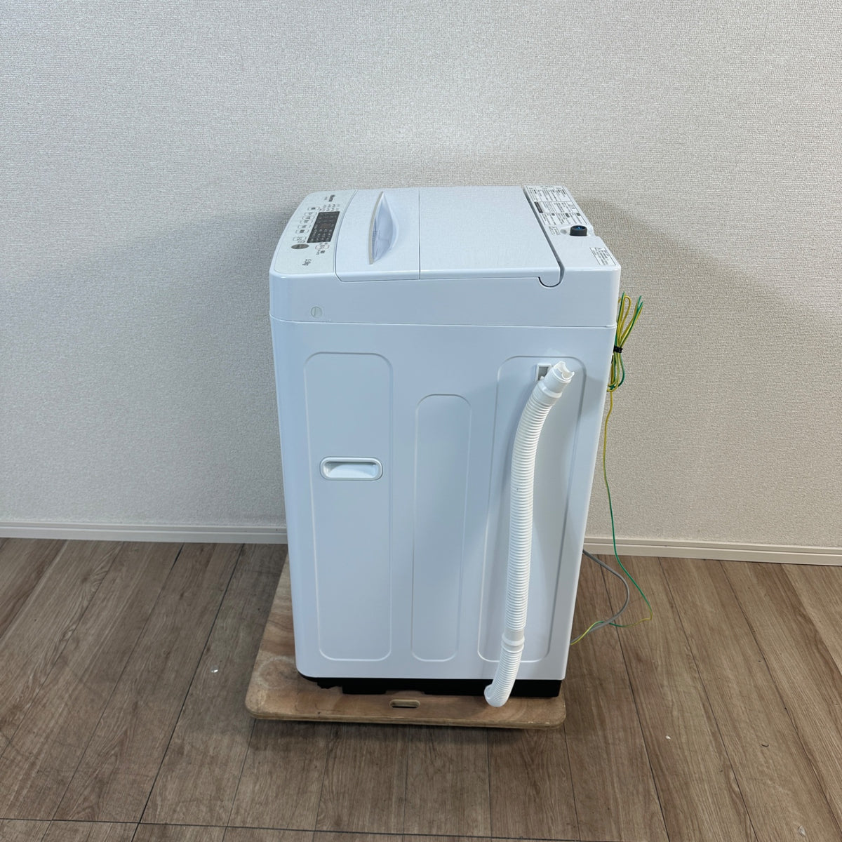中古 縦型洗濯機 Hisense HW-K55E 5kg 2024年製