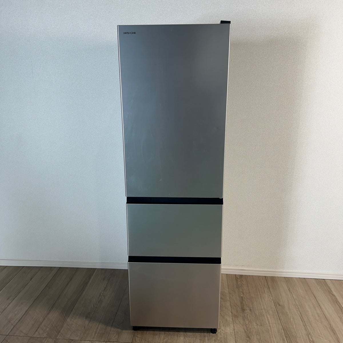 中古 冷蔵庫 HITACHI R-V32TV 315L 2024年製 写真2