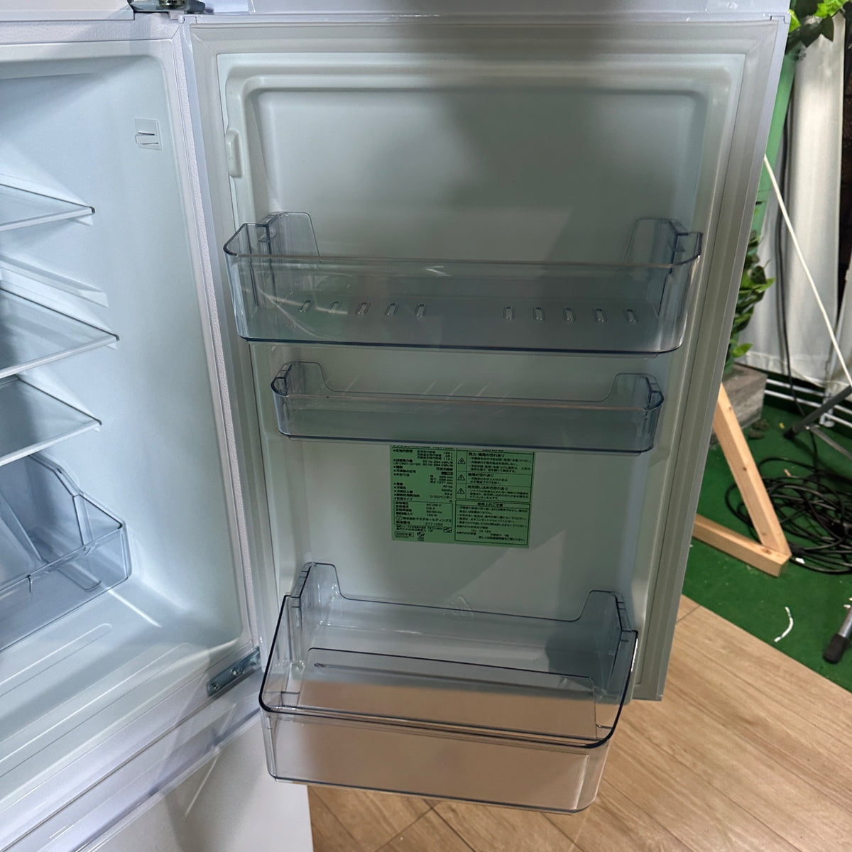 中古 冷蔵庫 YAMADA YRZ-F15MW 159L 2026年製 写真7