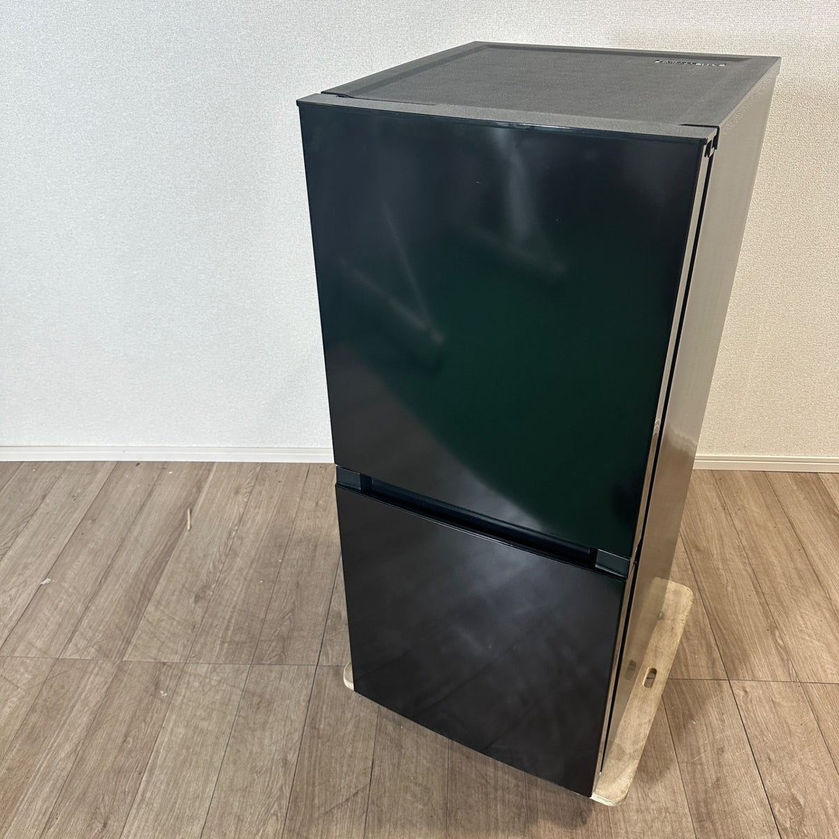 中古 冷蔵庫 Haier OBBR-121A 121L 2024年製 写真1
