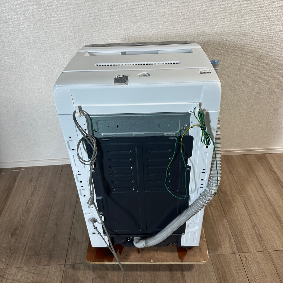 中古 縦型洗濯機 Panasonic NA-F70PB14 7kg 2021年製