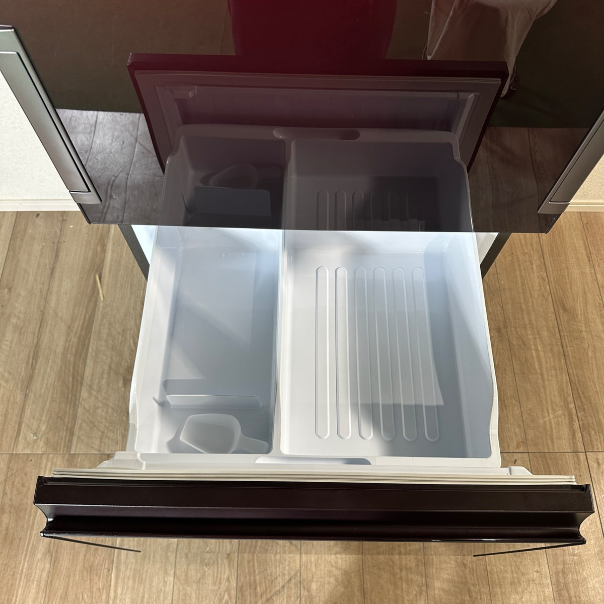 中古 冷蔵庫 SHARP SJ-GW35J 350L 2023年製 写真8