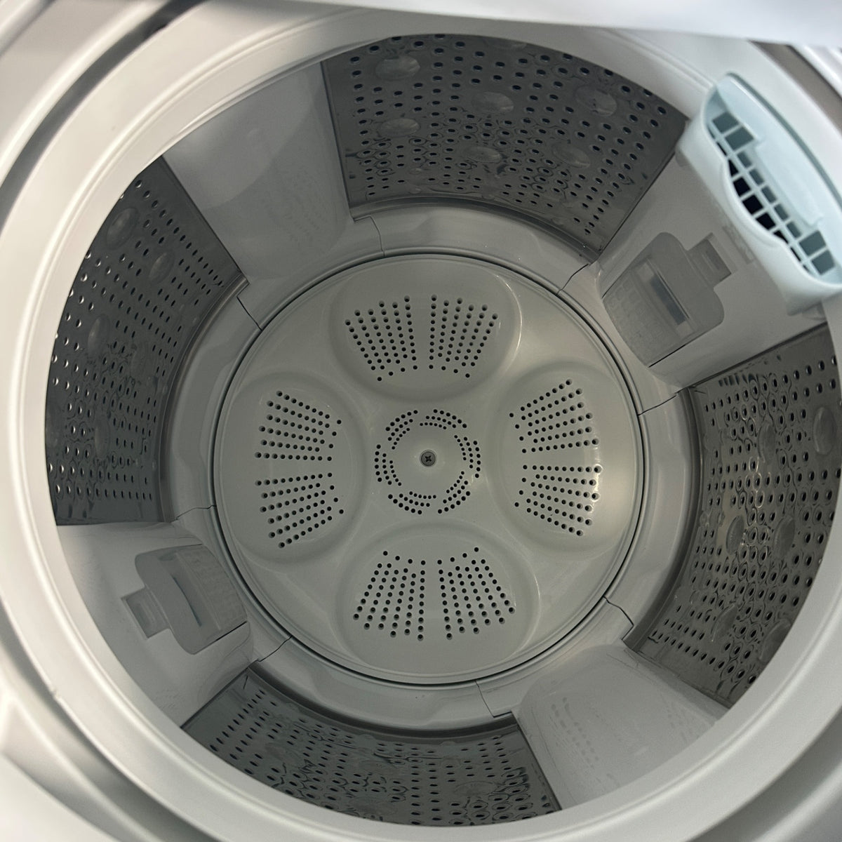 中古 縦型洗濯機 HITACHI BW-V70J 7kg 2023年製 写真8