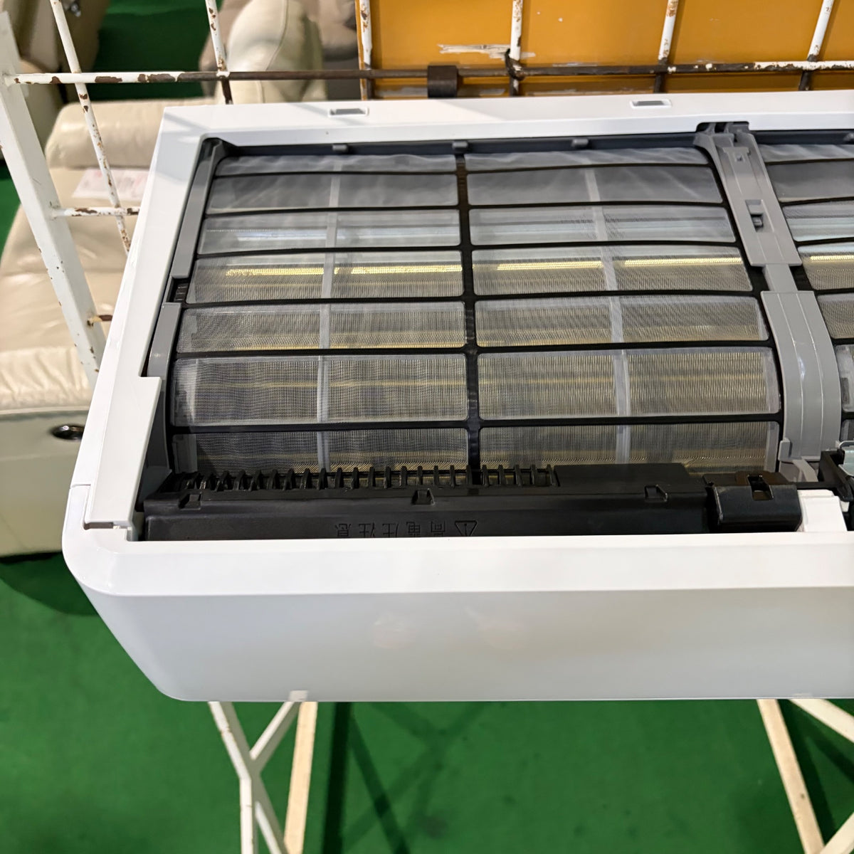 中古 エアコン TOSHIBA RAS-U221DX 6畳 2026年製