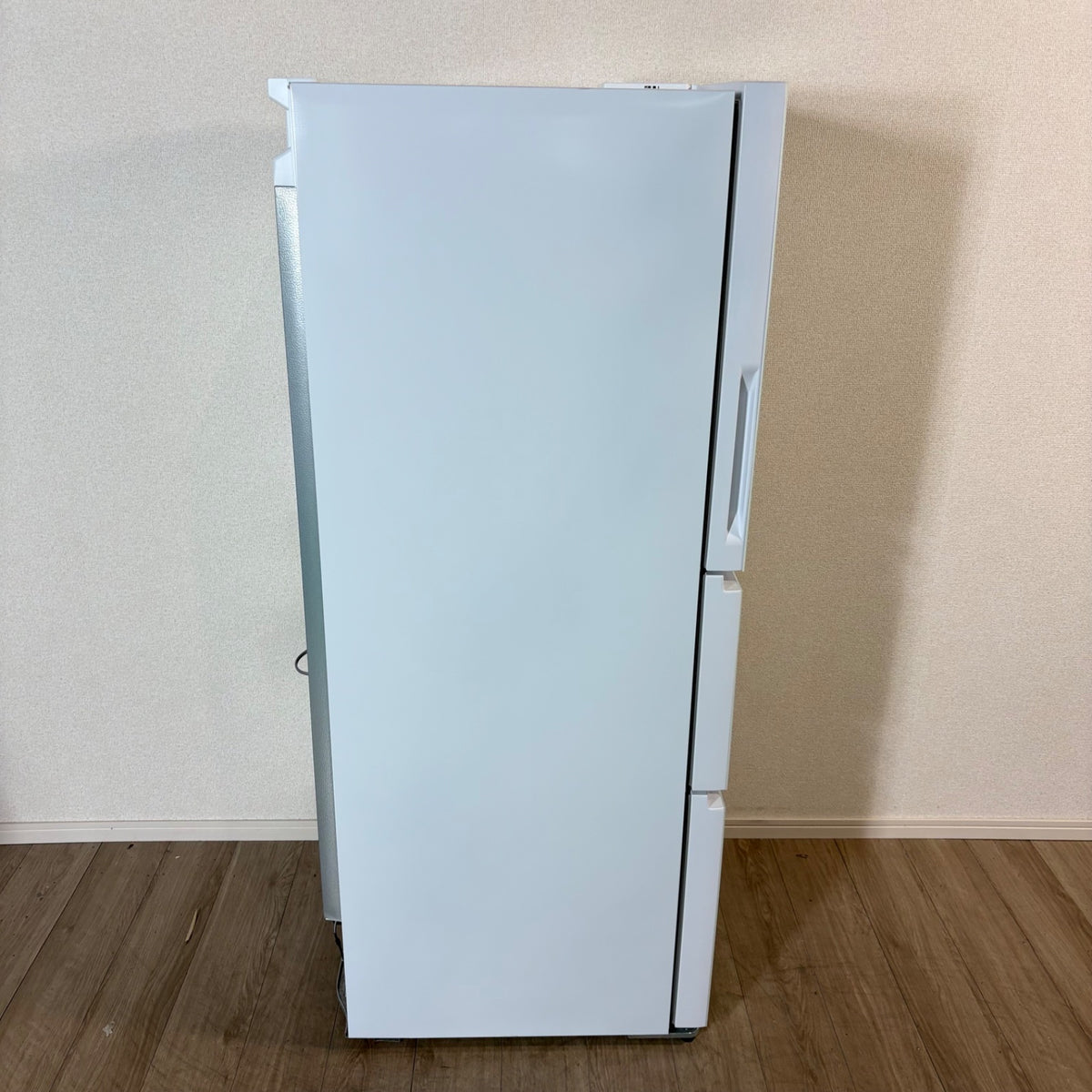 中古 冷蔵庫 Hisense HR-G28E3W 283L 2023年製 写真4