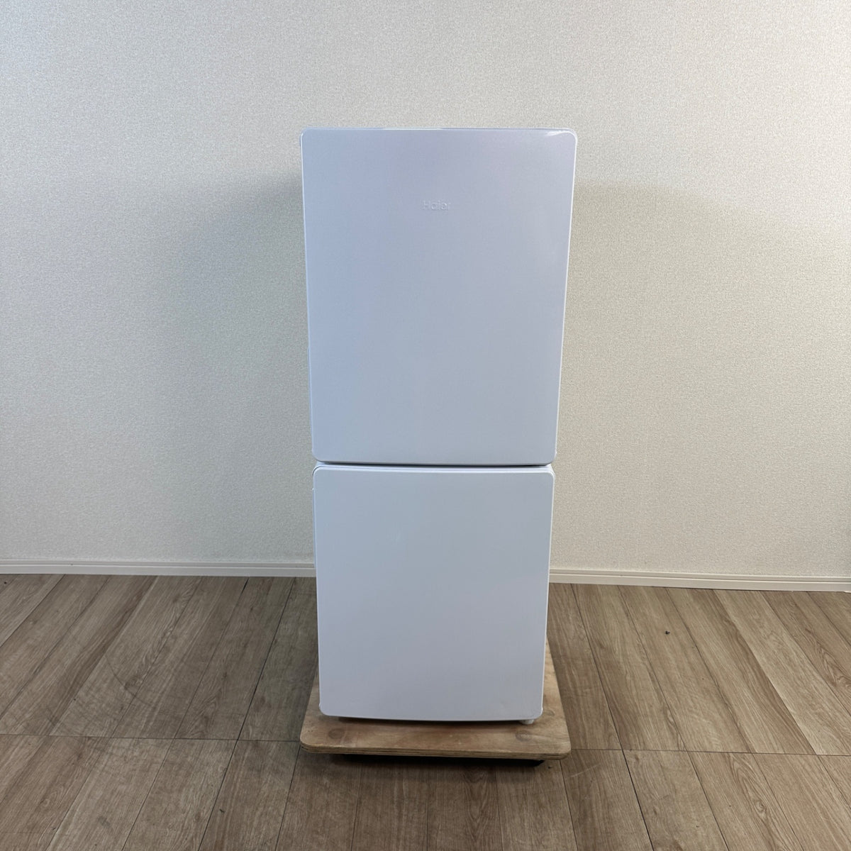 中古 冷蔵庫 Haier JR-NF148DK 148L 2023年製 写真2