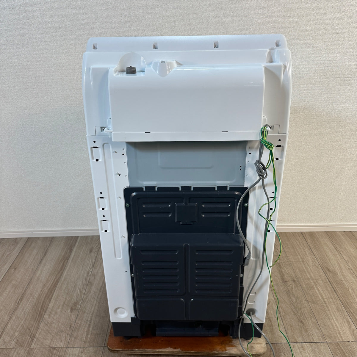 中古 縦型洗濯機 Panasonic NA-FA10K5 10kg 2025年製 写真5