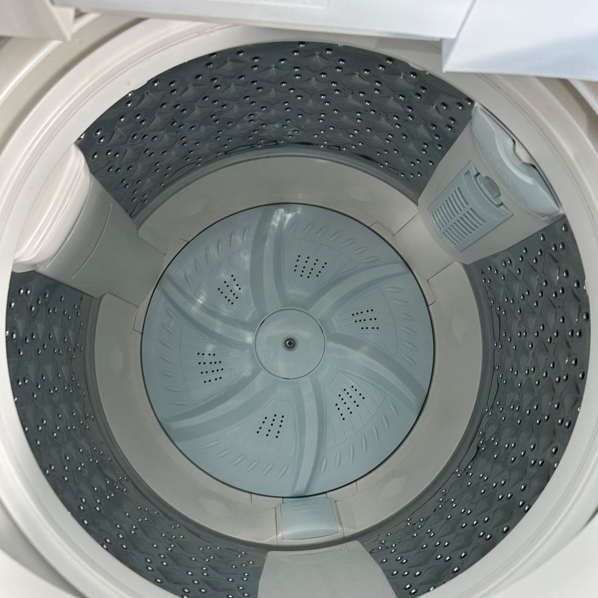 中古 縦型洗濯機 TOSHIBA AW-8DH1 8kg 2021年製