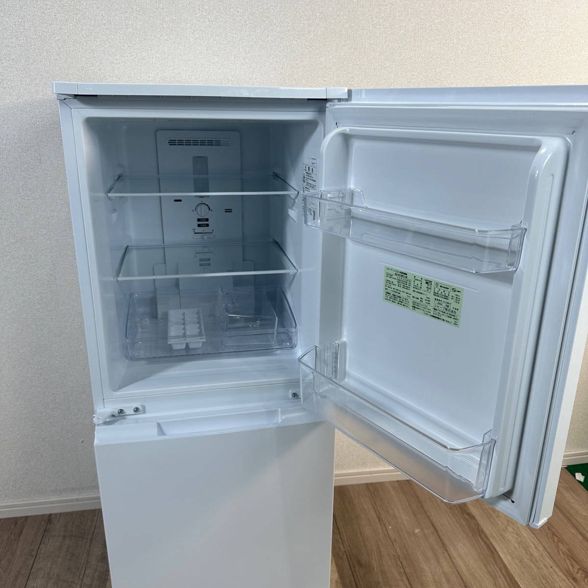 中古 冷蔵庫 SHARP SJ-D15P 152L 2024年製 写真6