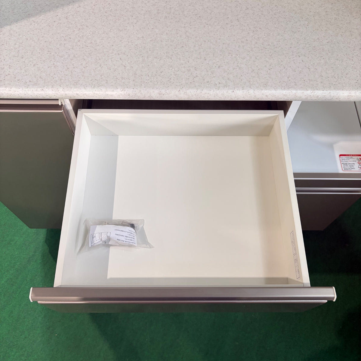 中古 食器棚 ミドルタイプ(幅81~139cm) ホワイト 写真10