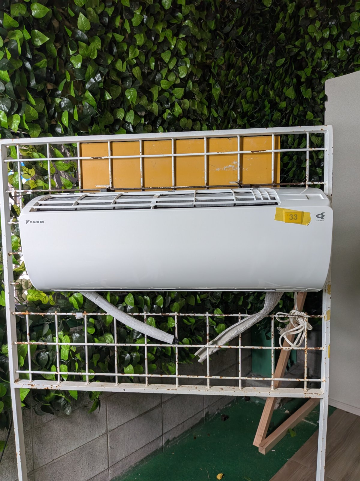 中古 エアコン DAIKIN F28ZTES 10畳 2022年製 写真2