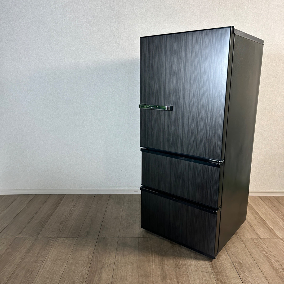 中古 冷蔵庫 AQUA AQR-SV27P 272L 2024年製 写真1