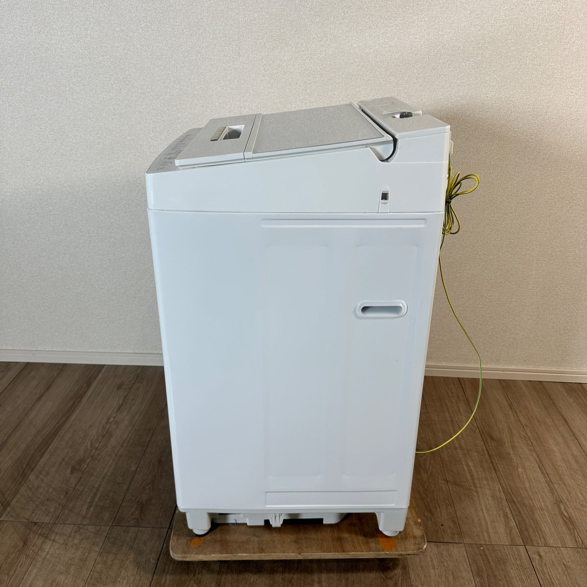 中古 縦型洗濯機 TOSHIBA AW-8DH1 8kg 2021年製