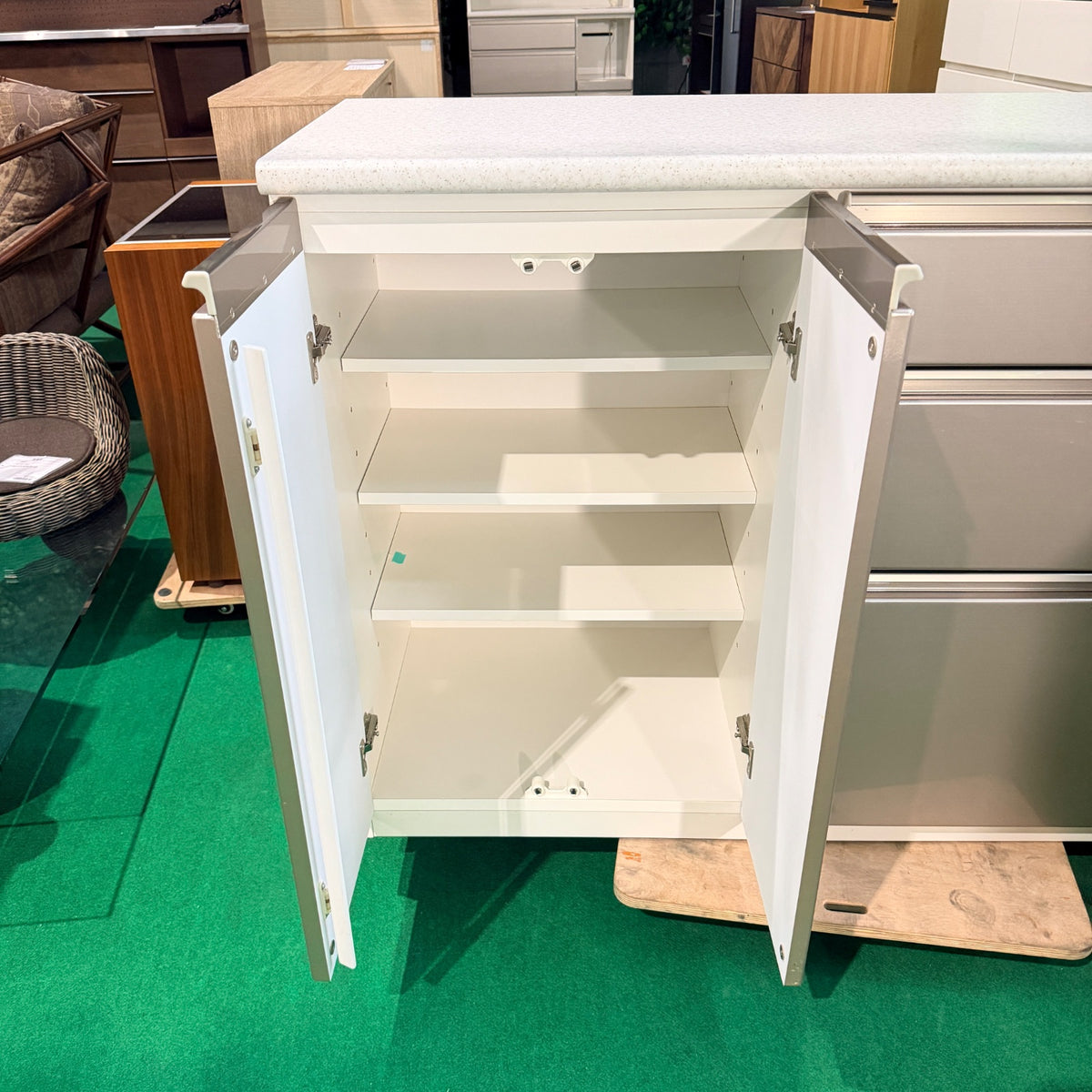 中古 食器棚 カウンタータイプ ホワイト 写真9
