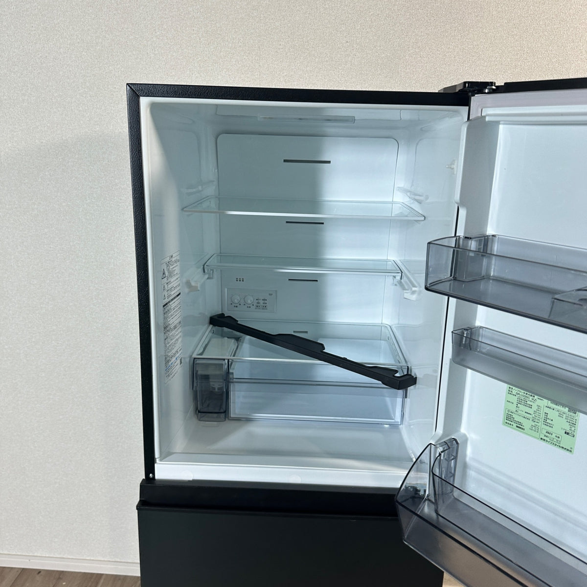 中古 冷蔵庫 TOSHIBA GR-U33SC 326L 2023年製
