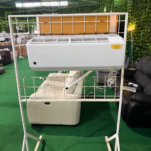 中古 エアコン SHARP AY-T22TD 6畳 2026年製 写真2