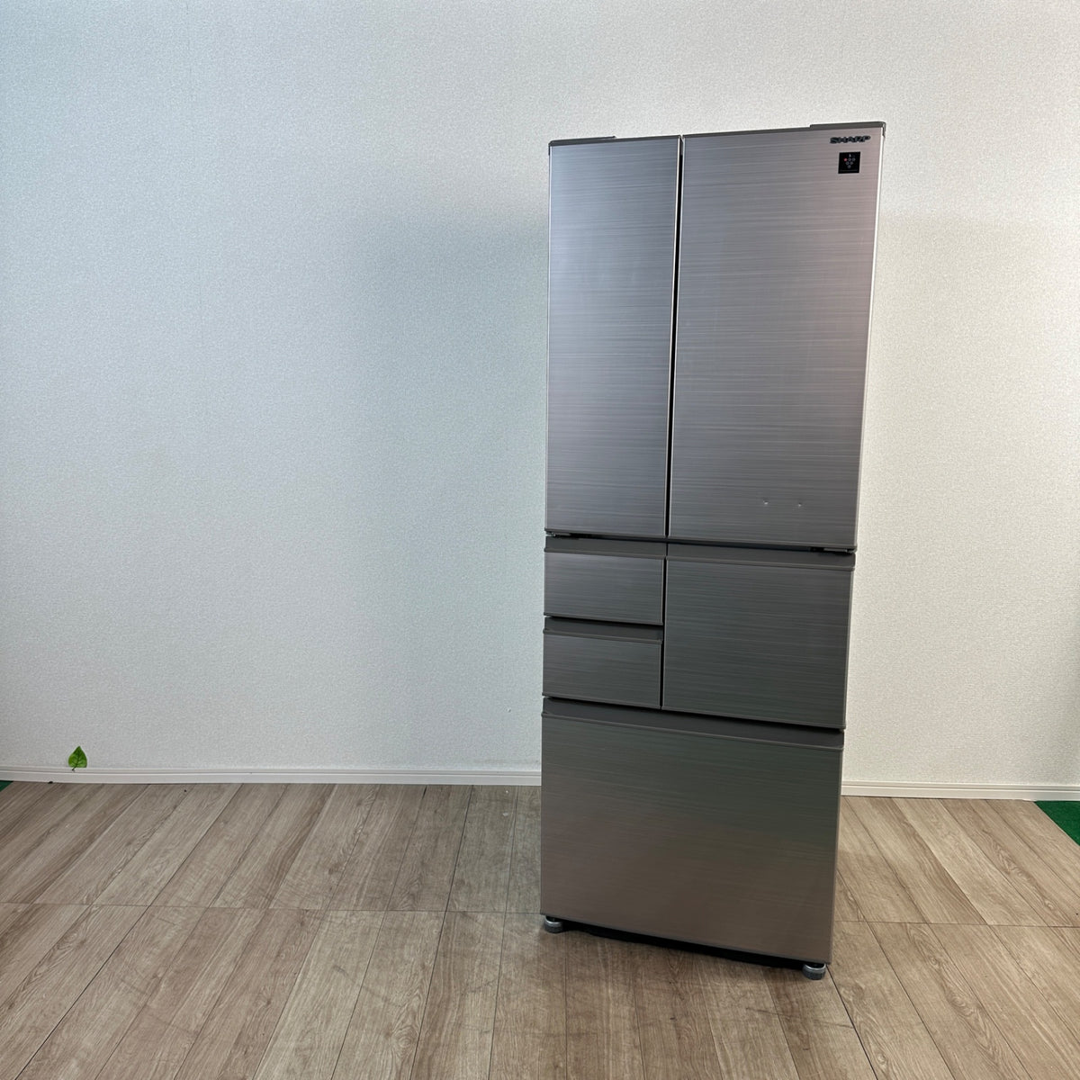 中古 冷蔵庫 SHARP SJ-X506J 502L 2022年製 写真1
