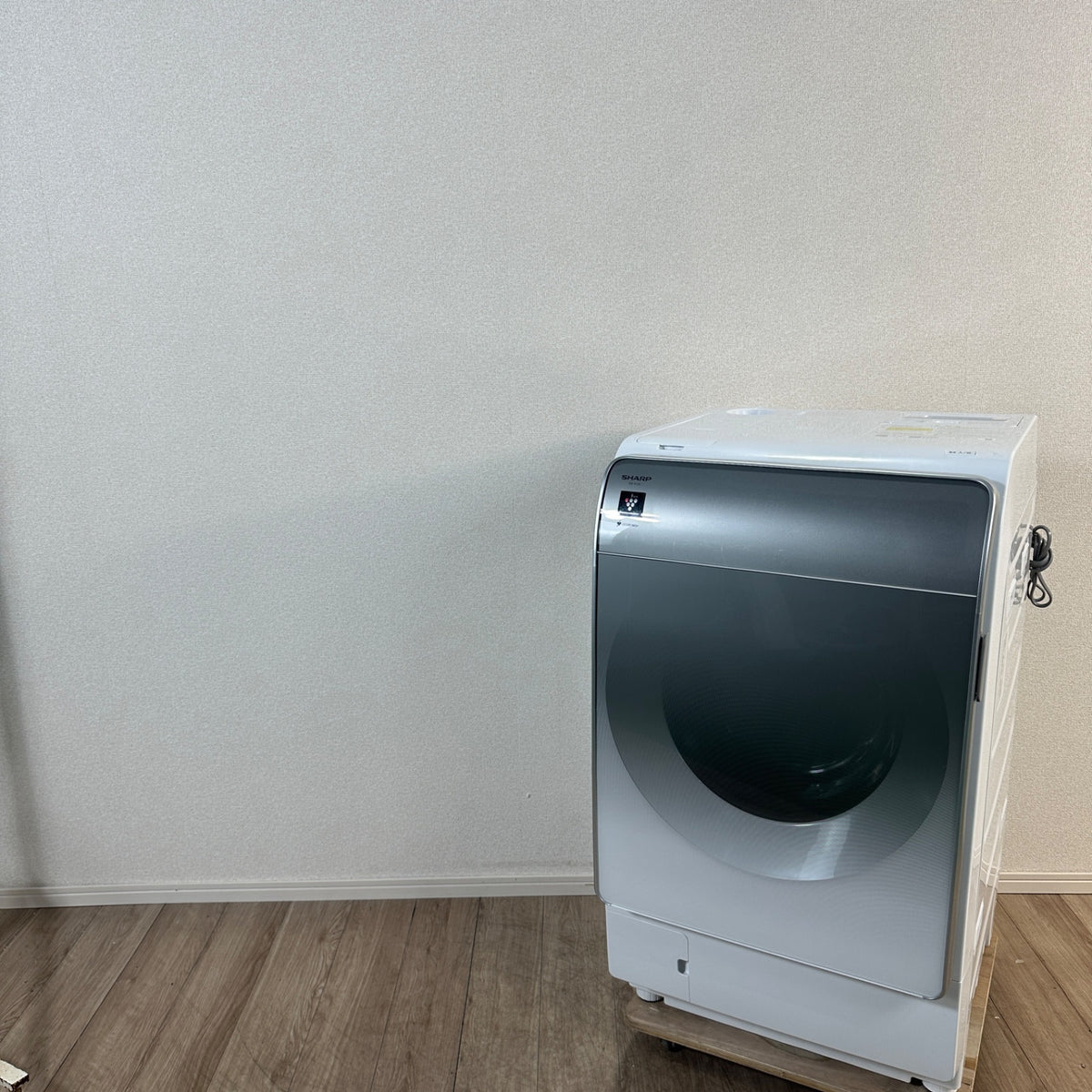 中古 ドラム式洗濯機 SHARP ES-X12C 12kg 2025年製 写真1