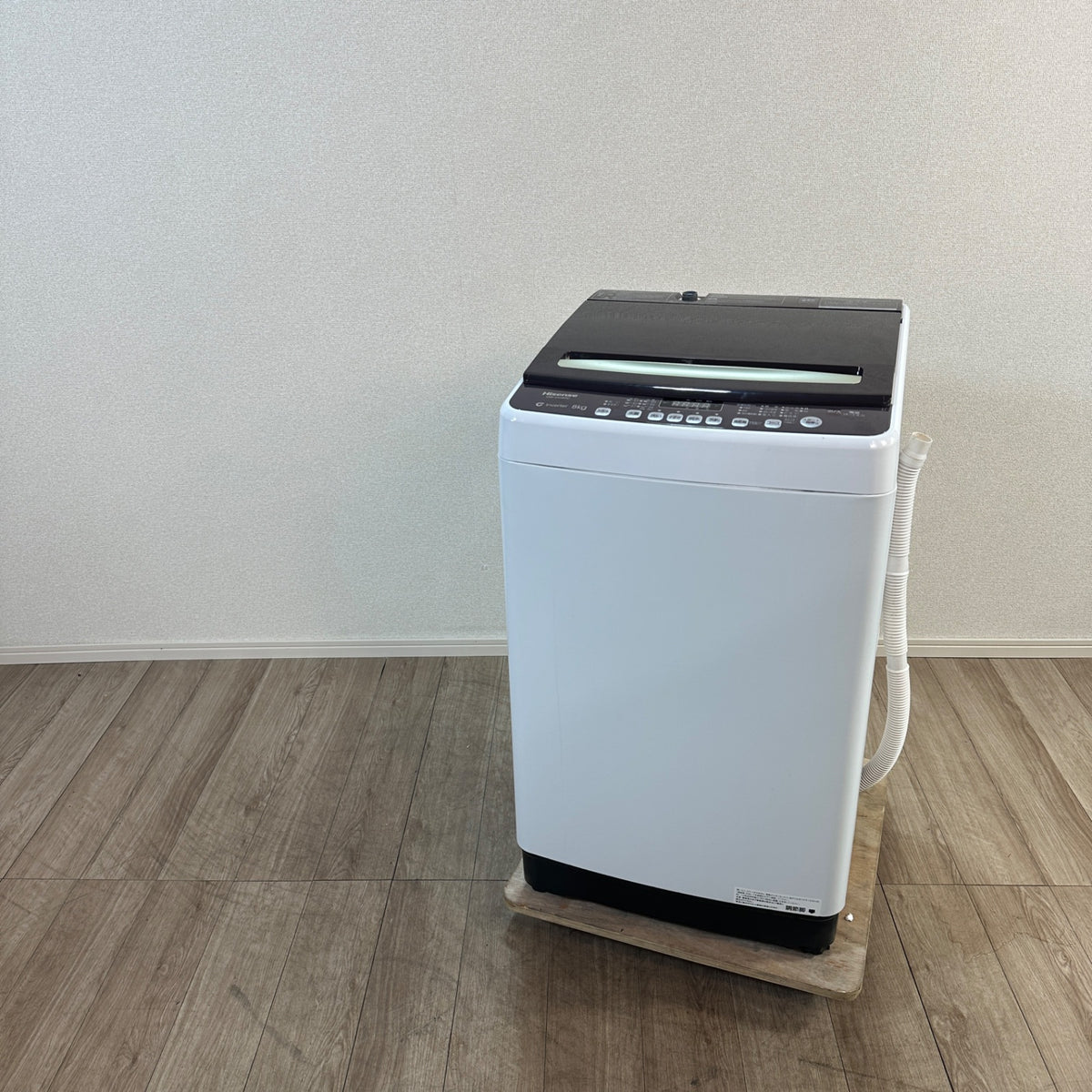 中古 縦型洗濯機 Hisense HW-DG80C 8kg 2024年製