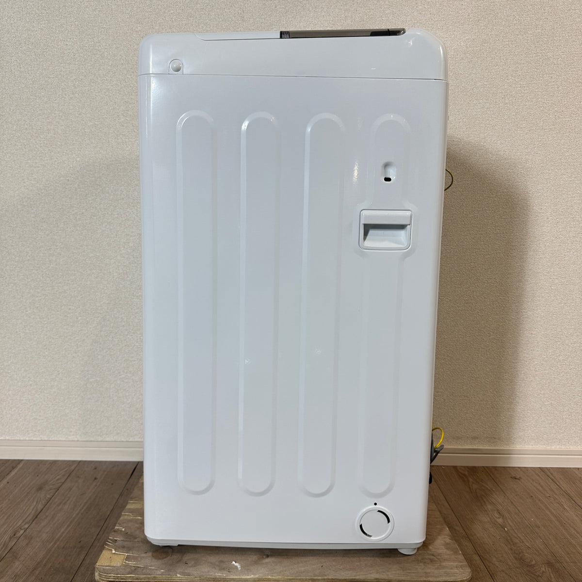 中古 縦型洗濯機 Haier JW-U61MK 6kg 2025年製 写真3