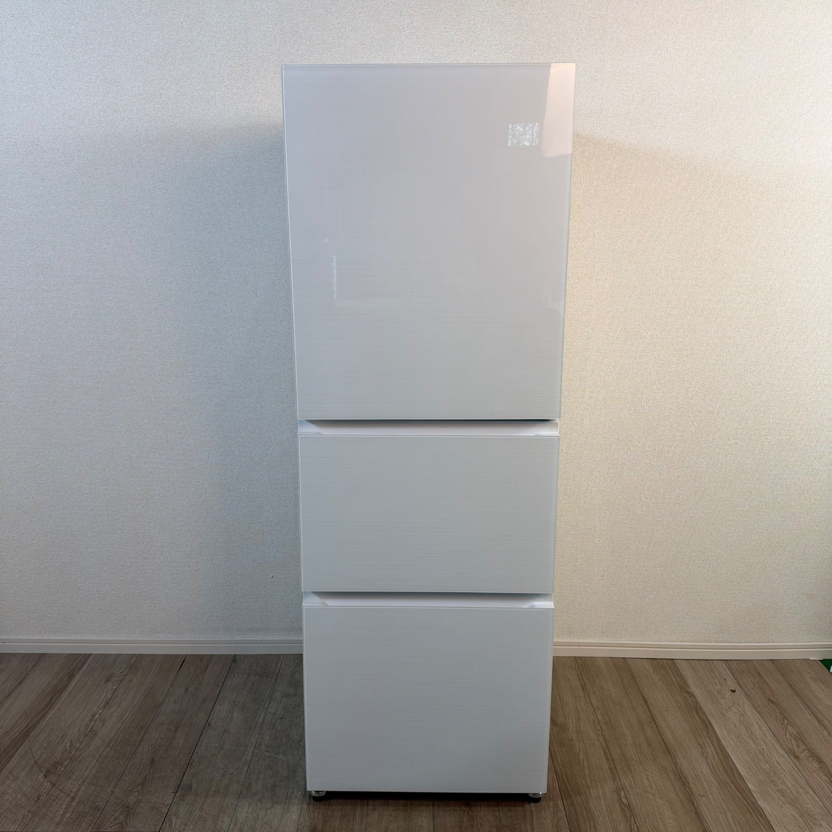 中古 冷蔵庫 Hisense HR-G28E3 283L 2023年製 写真2