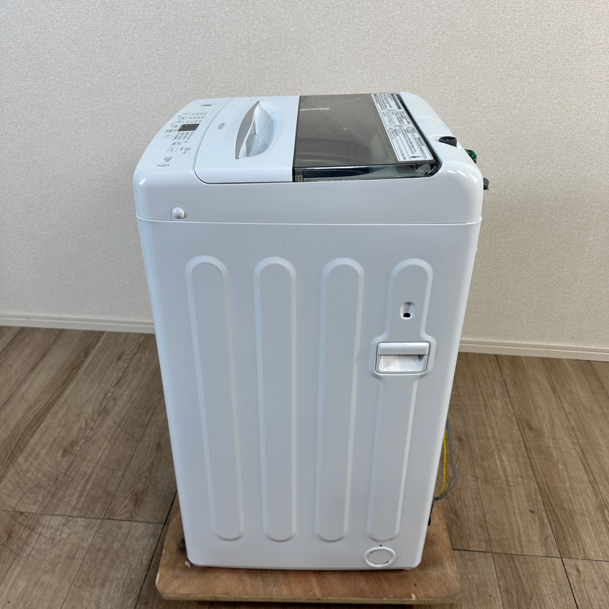 中古 縦型洗濯機 Haier JW-U55B 5kg 2023年製 写真5