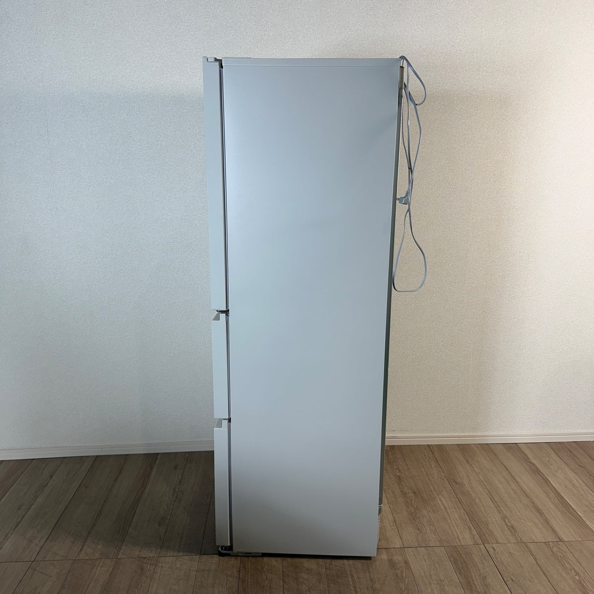 中古 冷蔵庫 Panasonic NR-C33JS2 326L 2025年製 写真3