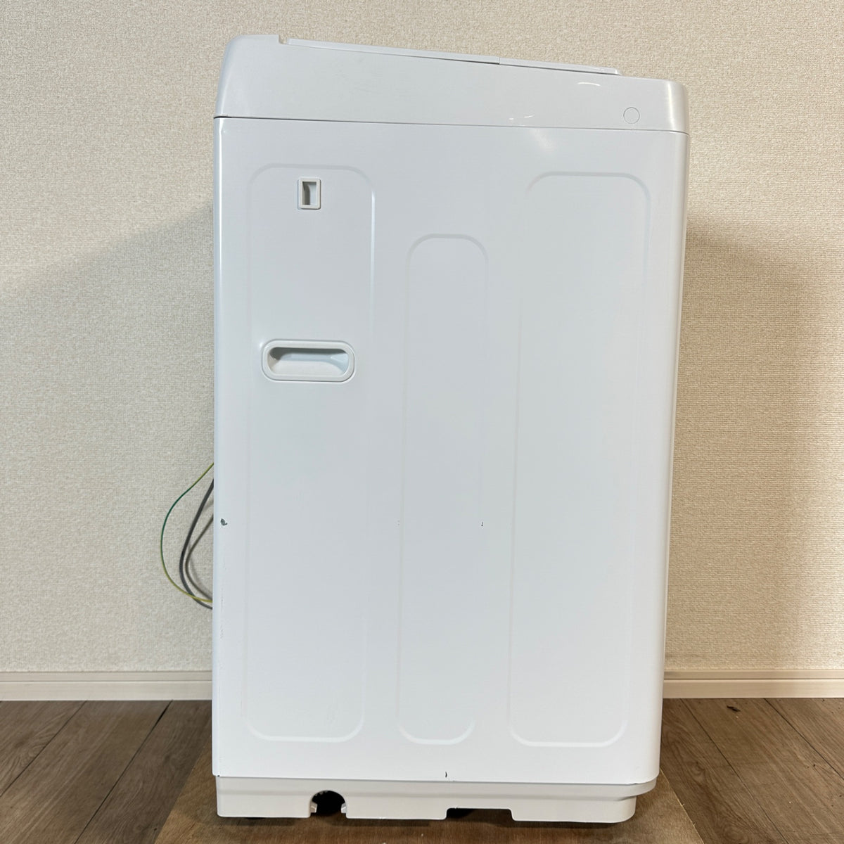 中古 縦型洗濯機 Hisense HW-55E4W 5kg 2025年製