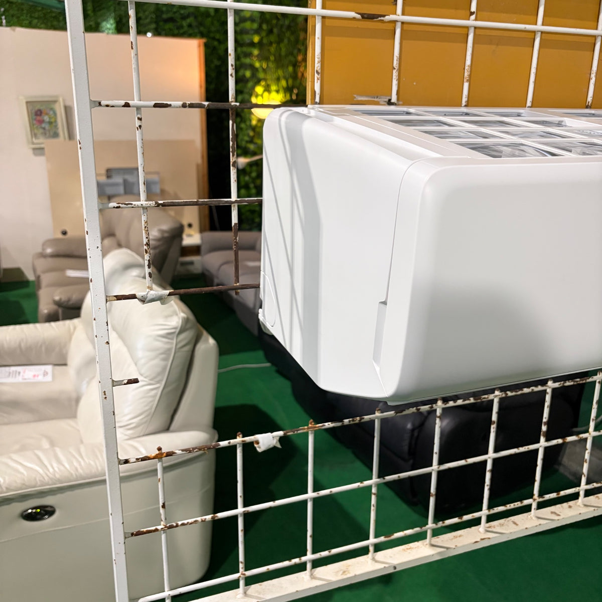 中古 エアコン FUJITSU AS-R224R 6畳 2024年製 写真4