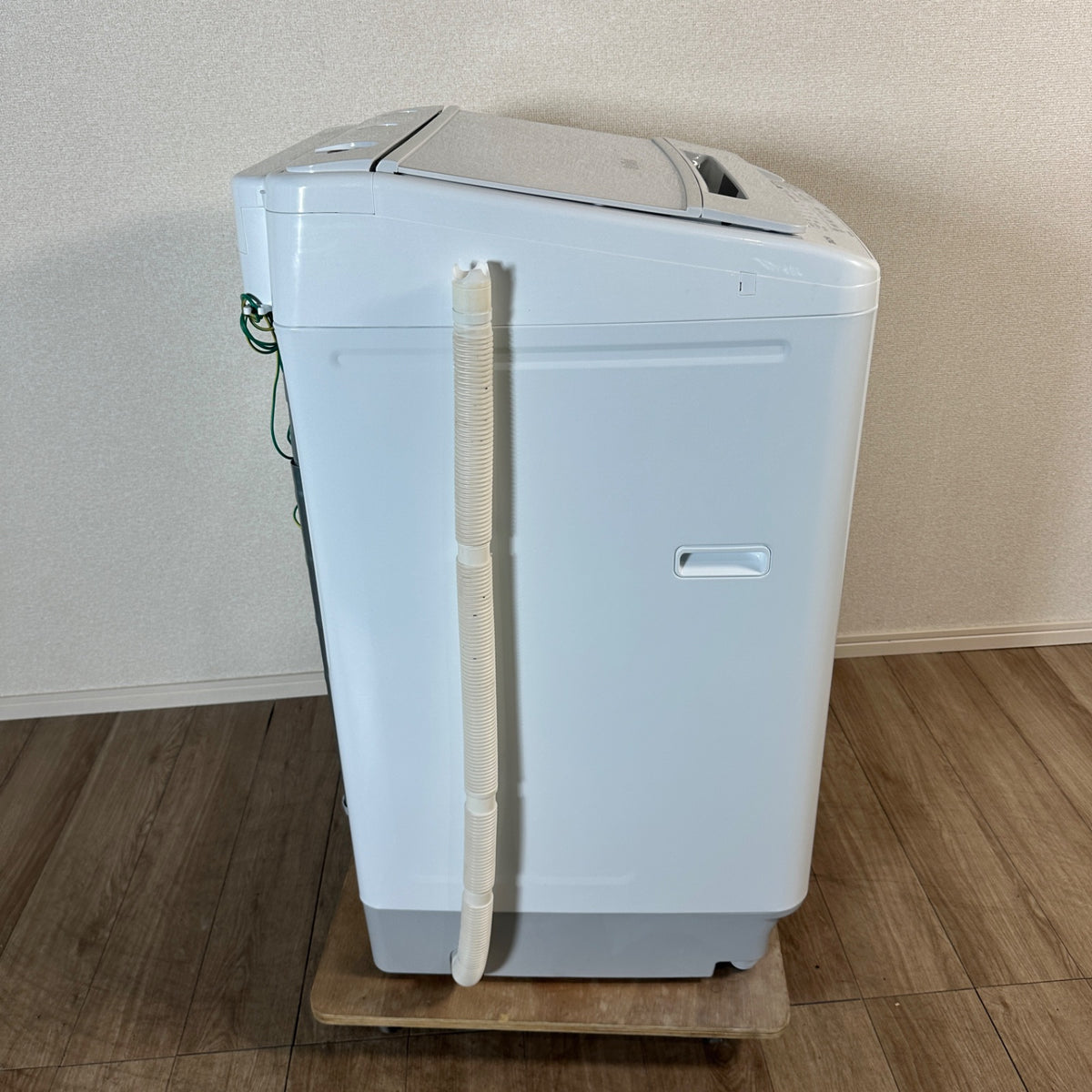 中古 縦型洗濯機 HITACHI BW-V100J 10kg 2024年製 写真4
