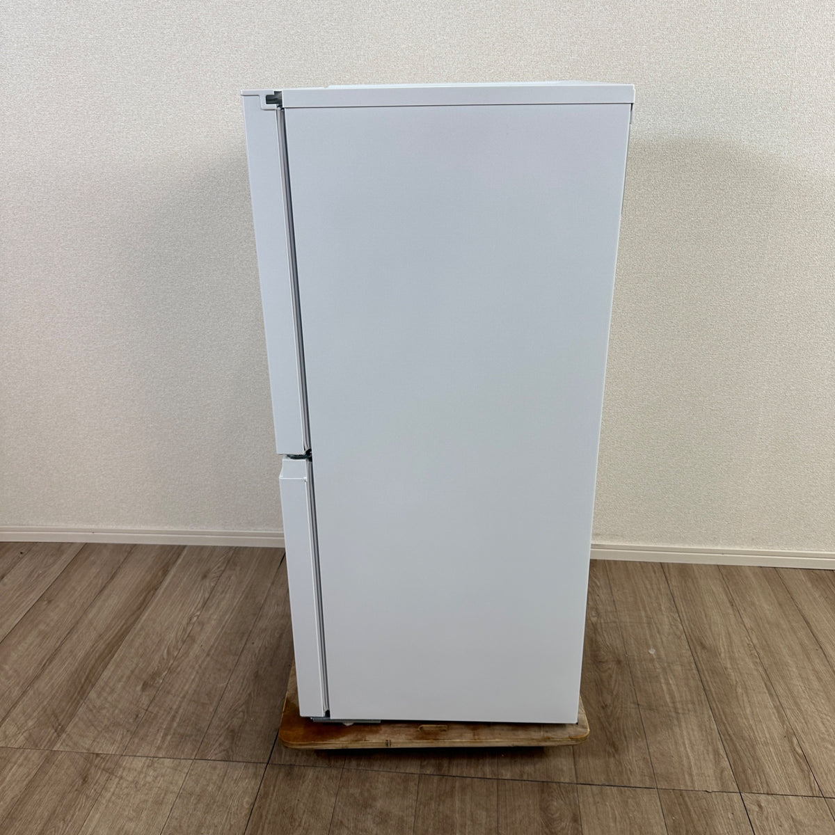 中古 冷蔵庫 Haier JR-NF121B 121L 2023年製 写真3