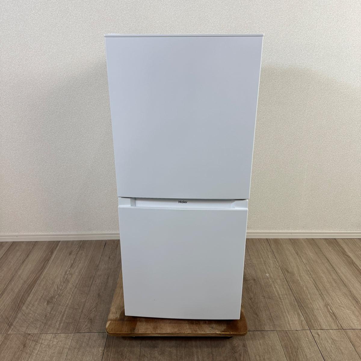 中古 冷蔵庫 Haier JR-NF121B 121L 2023年製 写真2