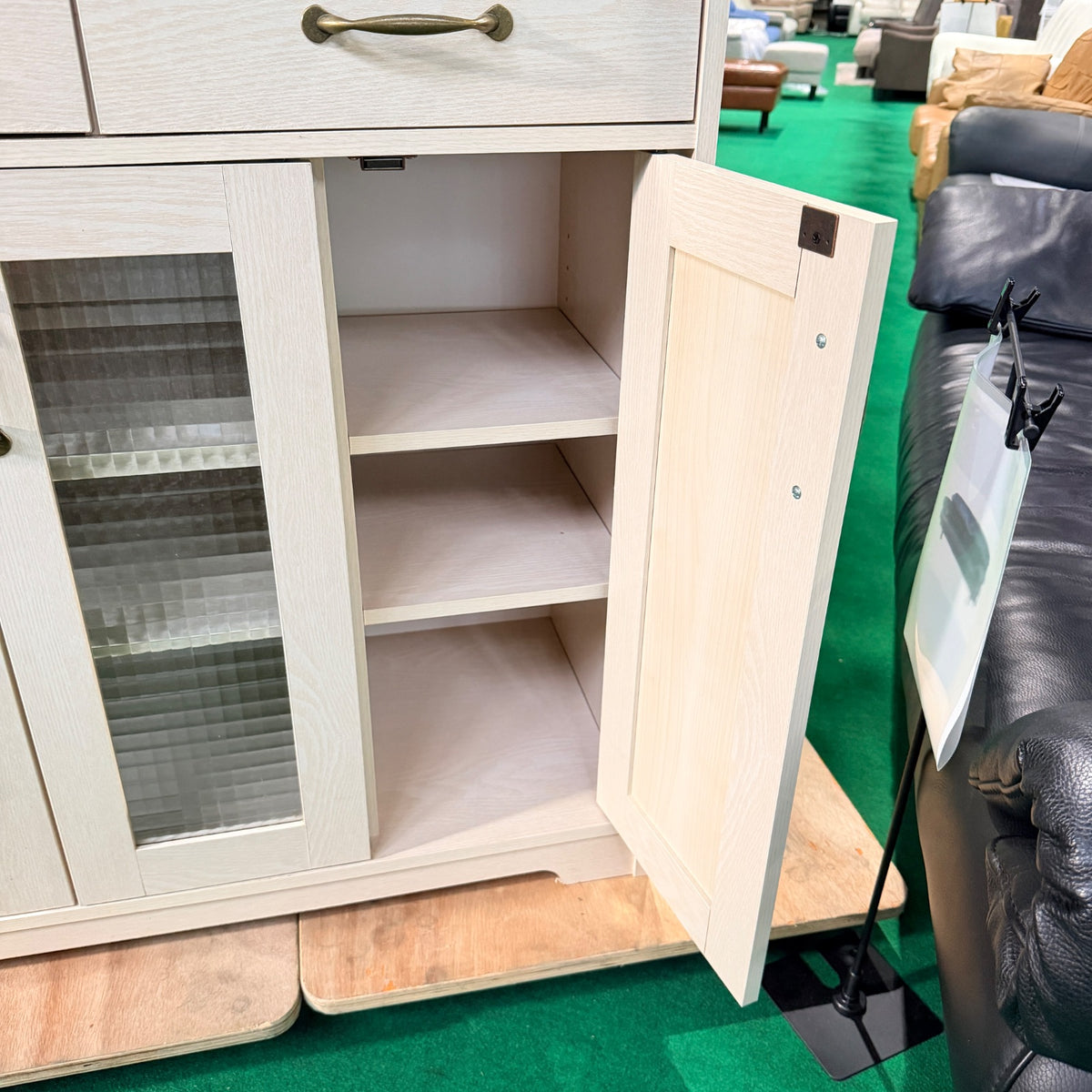 中古 食器棚 カウンタータイプ ベージュ 写真10