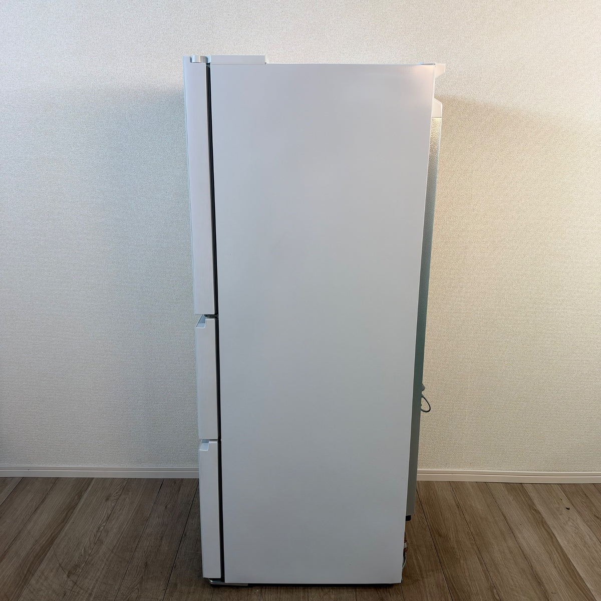 中古 冷蔵庫 Hisense HR-G28E3 283L 2023年製 写真3