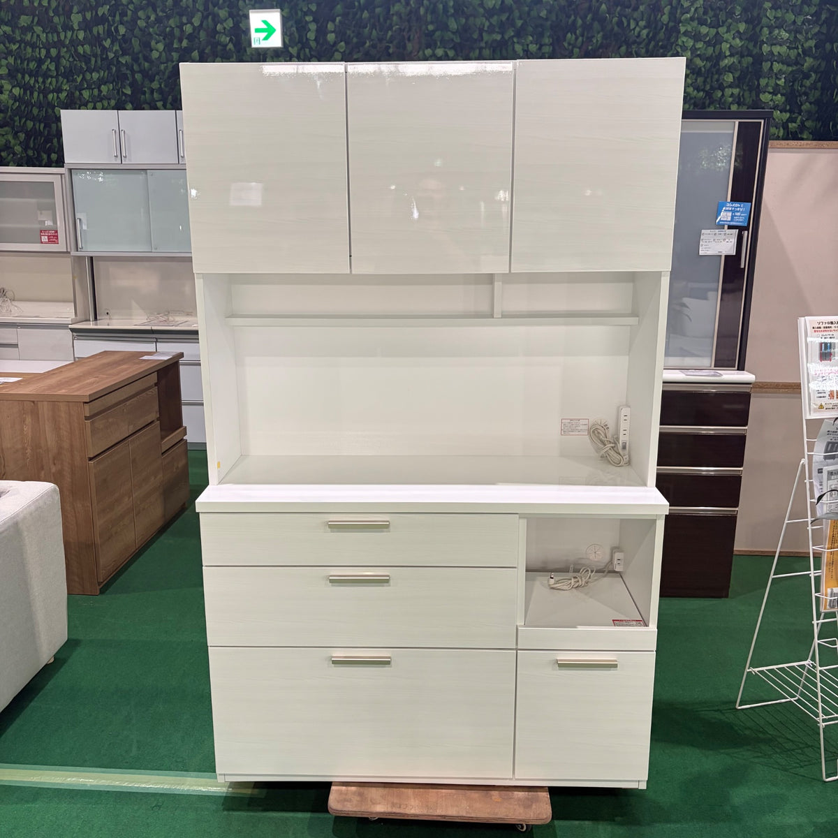 中古 食器棚 ミドルタイプ(幅81~139cm) ホワイト