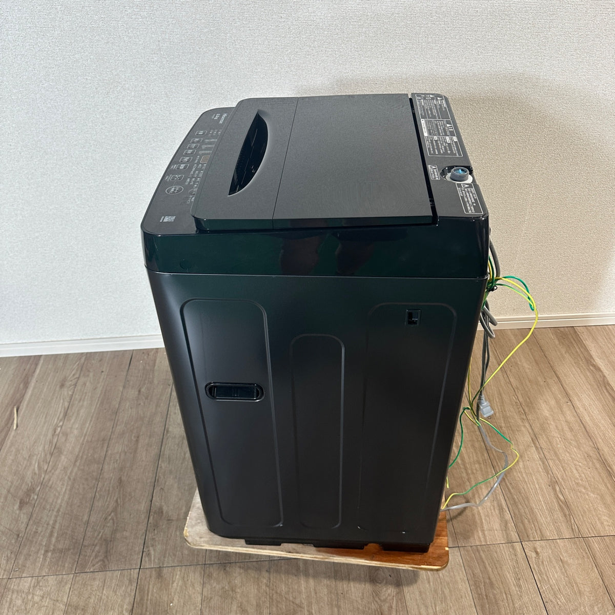 中古 縦型洗濯機 Hisense HW-K60B 6kg 2025年製 写真3