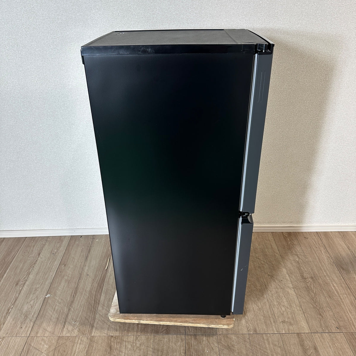 中古 冷蔵庫 SHARP SJ-D15K 152L 2024年製 写真4