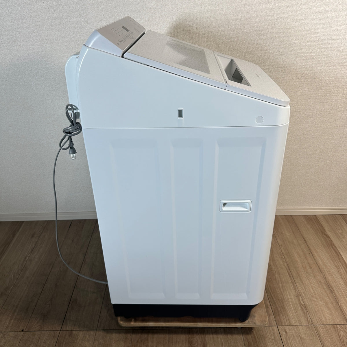 中古 縦型洗濯機 Panasonic NA-F8AKE1 8kg 2023年製 写真4
