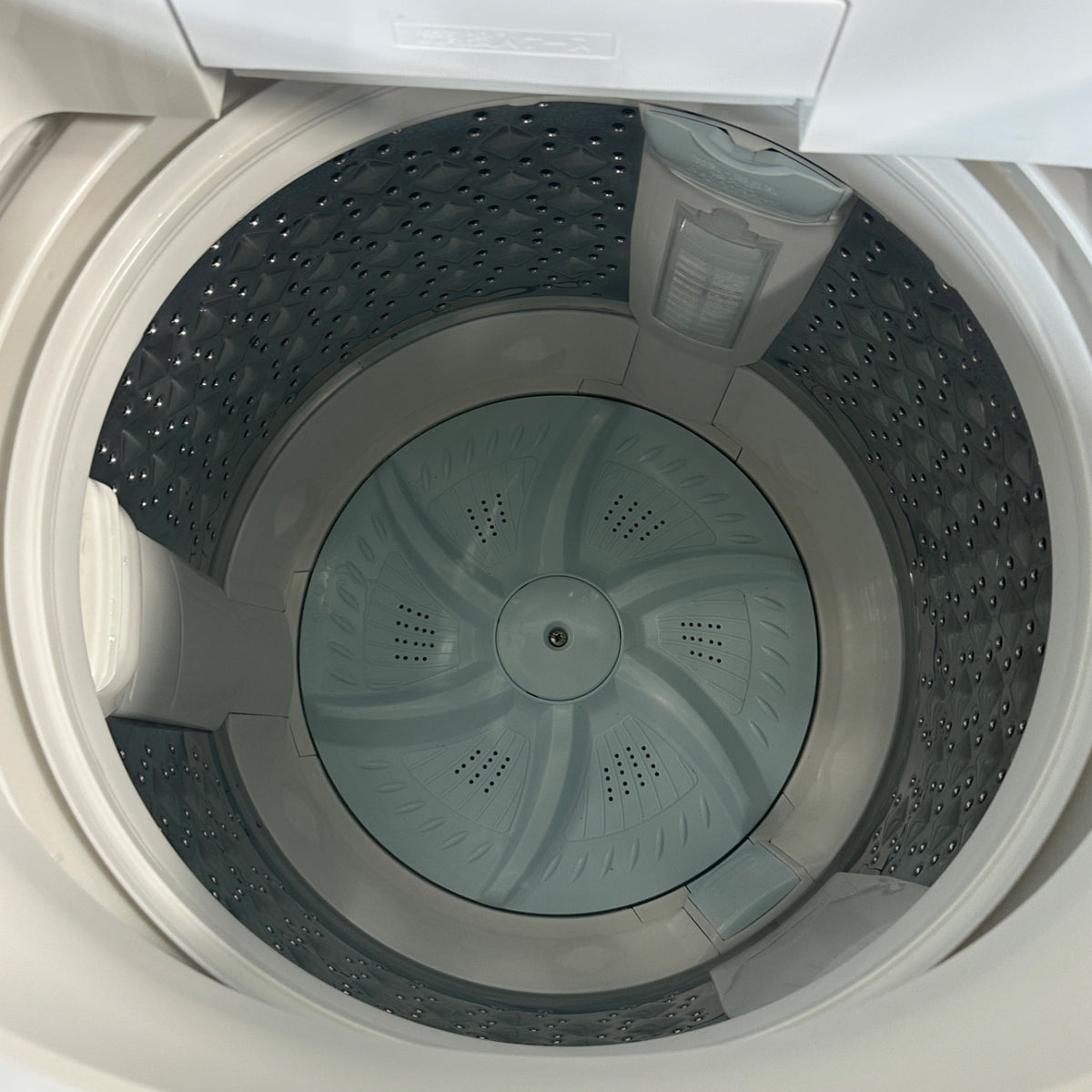 中古 縦型洗濯機 TOSHIBA AW-8DH2 8kg 2022年製 写真7