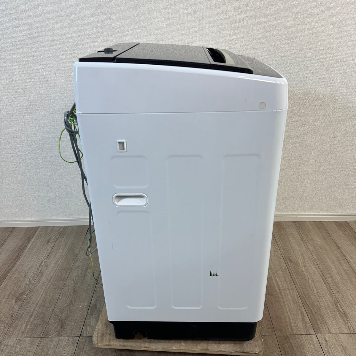 中古 縦型洗濯機 Hisense HW-DG80C 8kg 2024年製