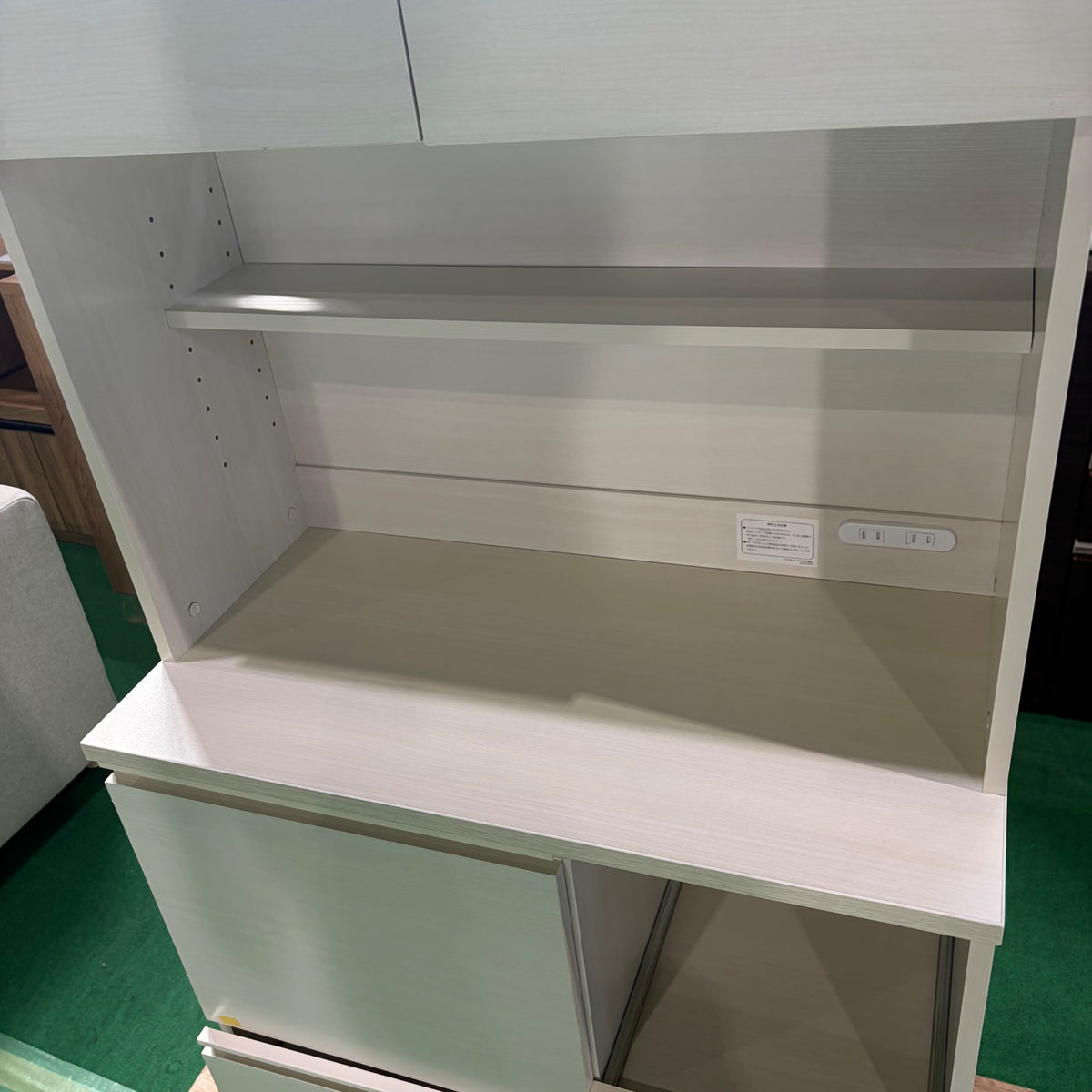 中古 食器棚 スリムタイプ(幅80cm以下) ベージュ