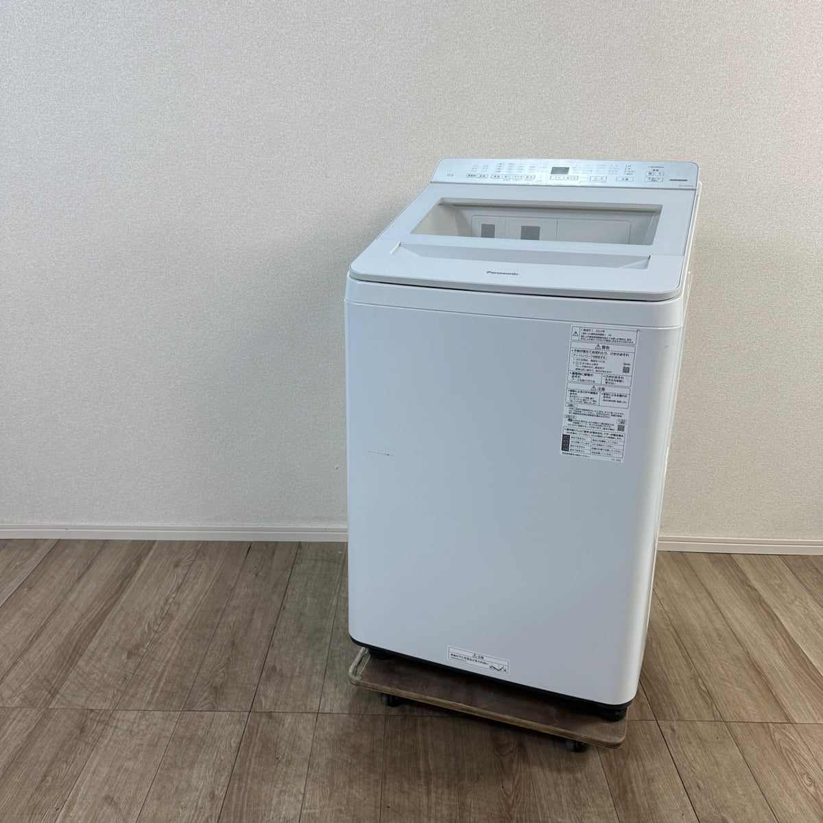 中古 縦型洗濯機 Panasonic NA-FA120V5 12kg 2022年製 写真1