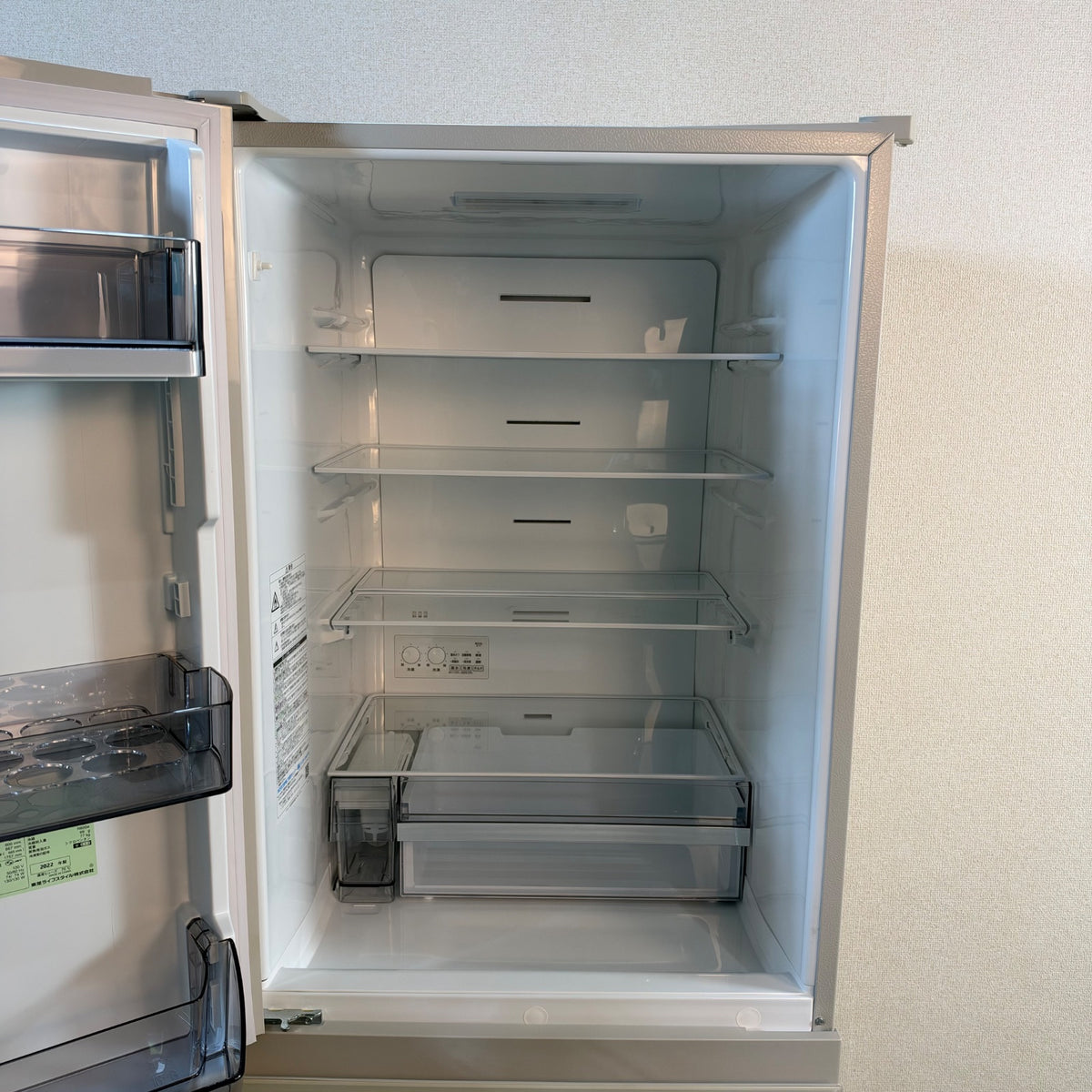 中古 冷蔵庫 TOSHIBA GR-U36SVL 356L 2022年製 写真6